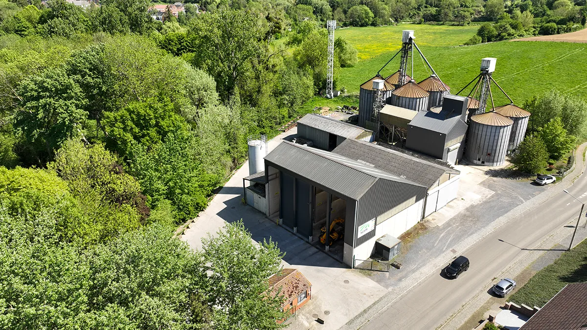 Photo a&eacute;rienne du d&eacute;p&ocirc;t de Audregnies