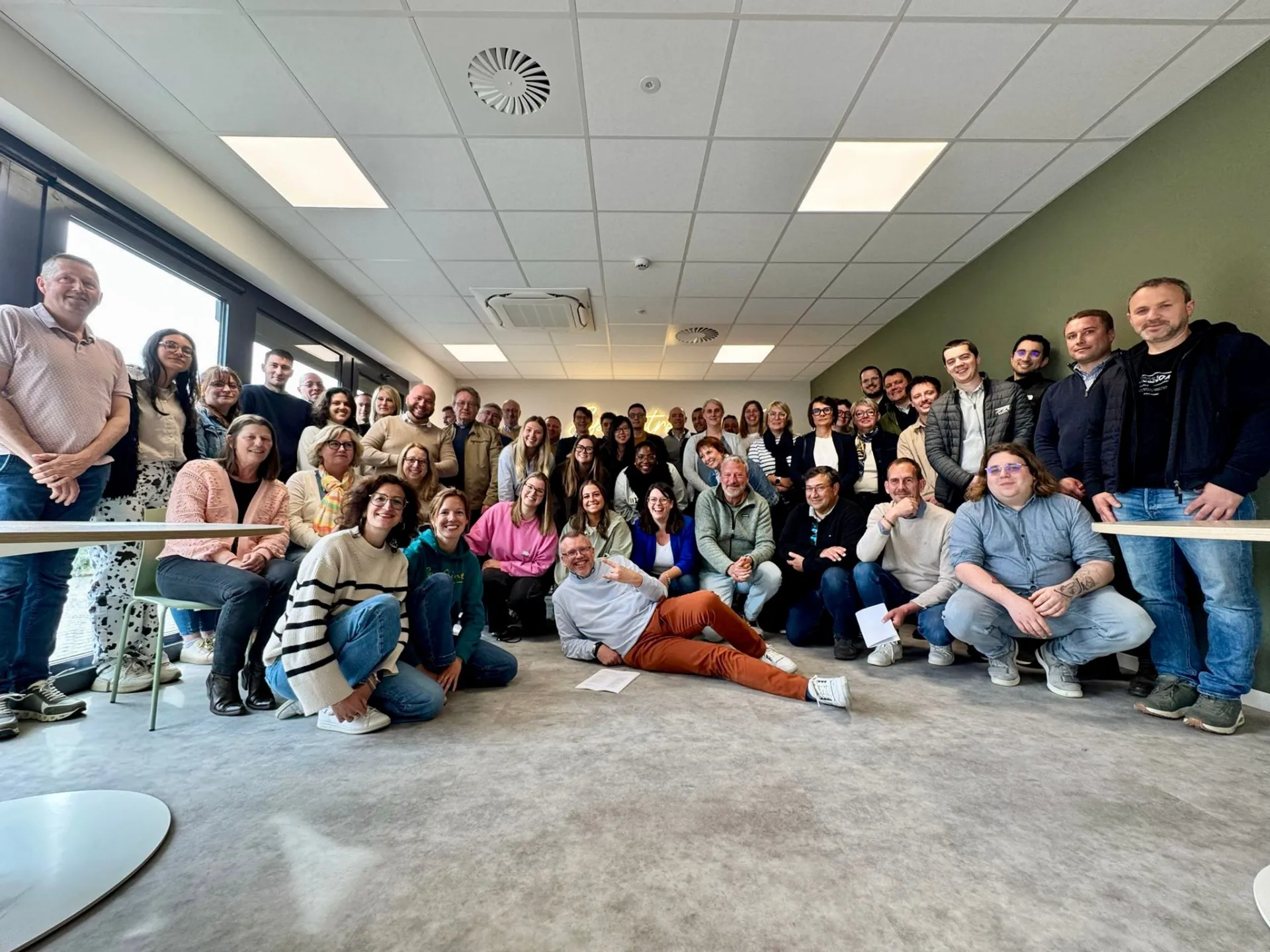 photo de groupe &agrave; l'Epicentre